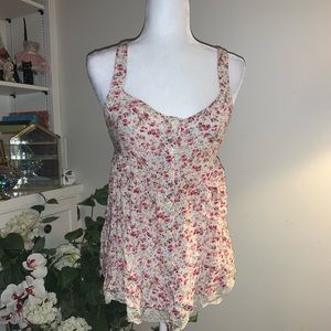 ❌SOLD❌Forever 21 Floral Tank w/Lace Details